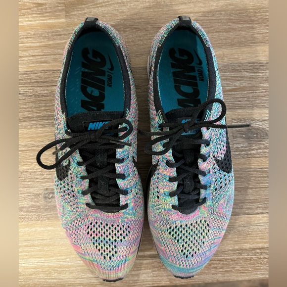 Nike Flyknit Racer - Multi-colour - Size 9 - Picture 3 of 6